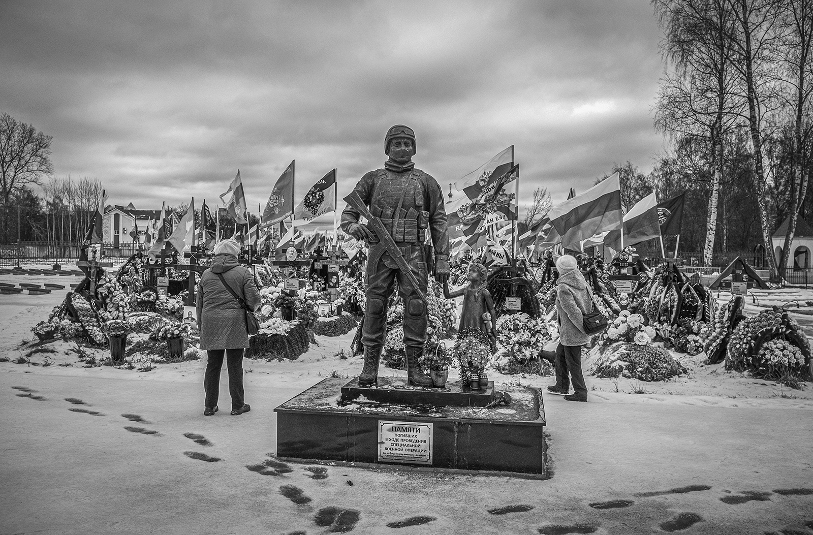 Soldiers' cemetery in Yaroslavl, December 2025.Photo by Oleg Klimov